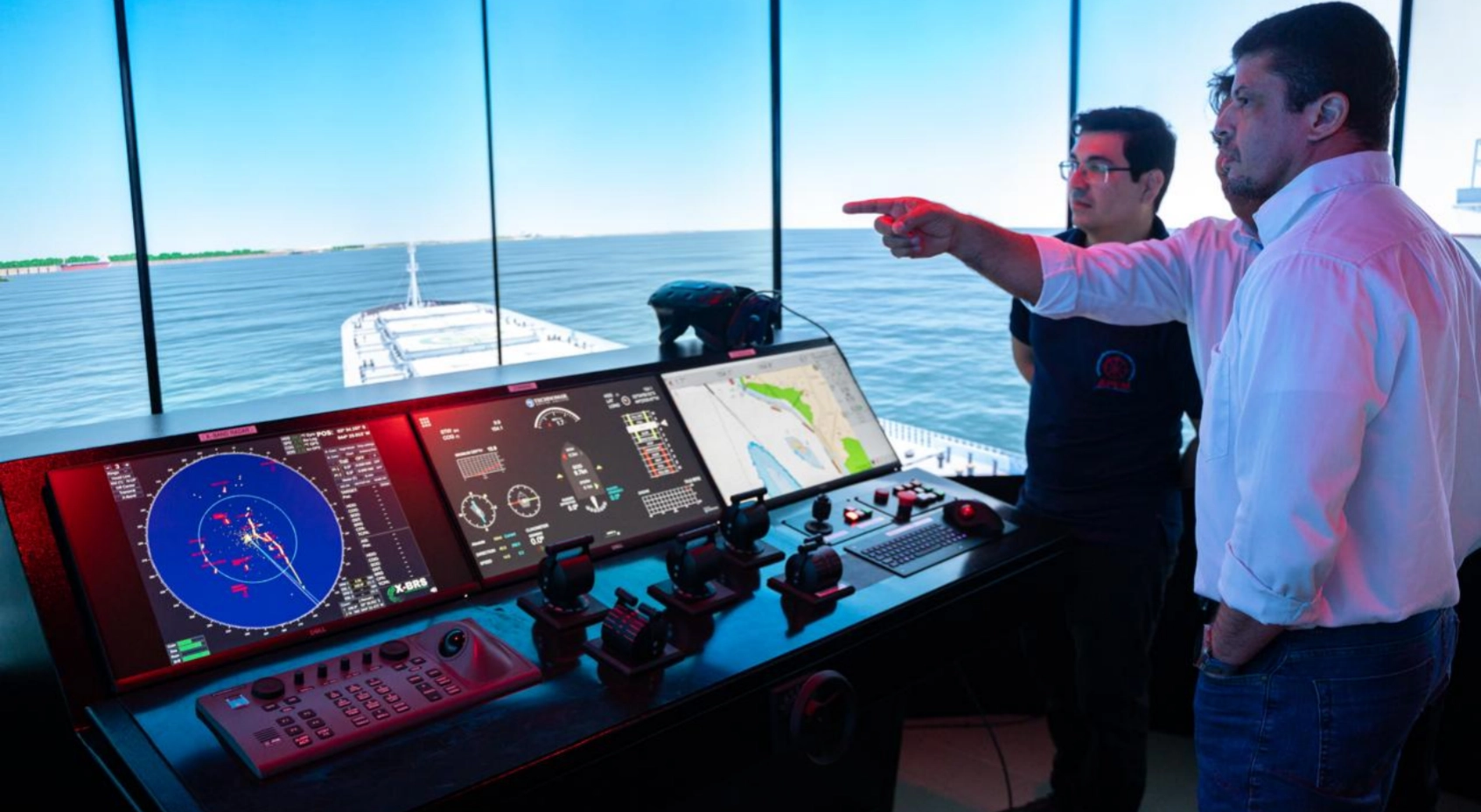Customer operating a marine control system with a DAVOLIN marine keyboard solution